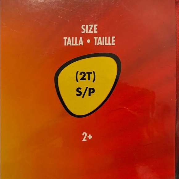 NWT Dash The Incredibles  Disney/Pixar 2T muscle costume  superhero - Picture 8 of 9